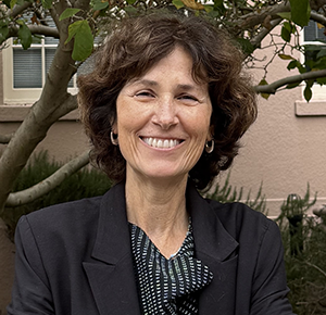 Julie Saba