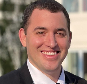 Russell Valle, MD MS