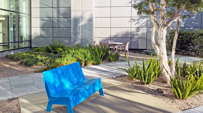 The Children’s Garden is a welcoming and playful introduction to the hospital for children and families alike who visit the UCSF Medical Center at Mission Bay.